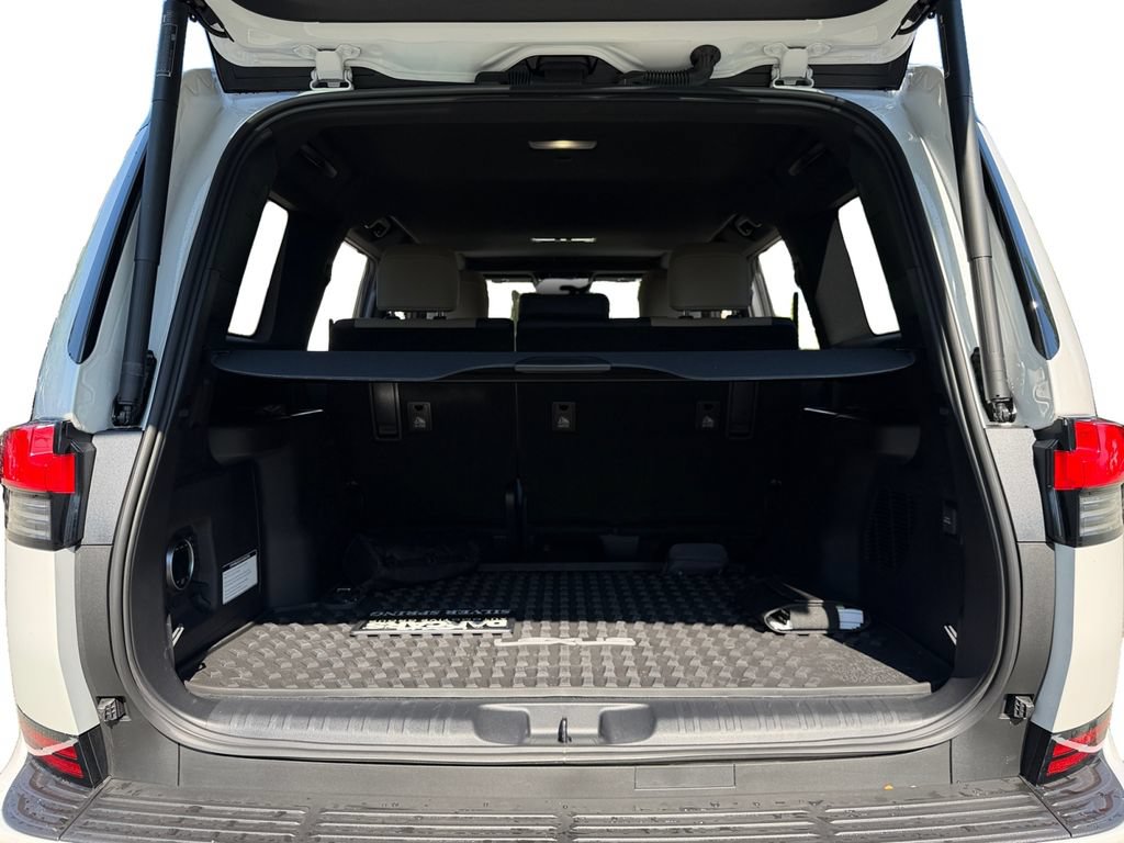 Certified 2026 Lexus GX 550 AWD/4WD image 13