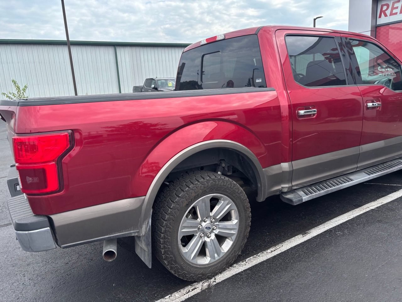 Used 2018 Ford F150 Lariat w/ Equipment Group 502A Luxury AWD/4WD image 6