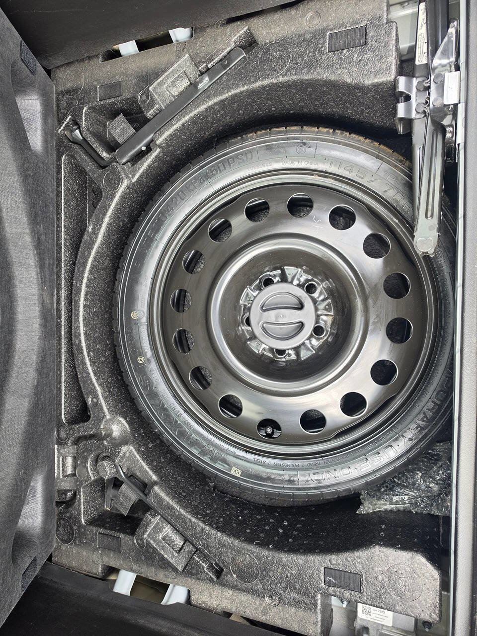 Used 2017 GMC Terrain SLT image 24