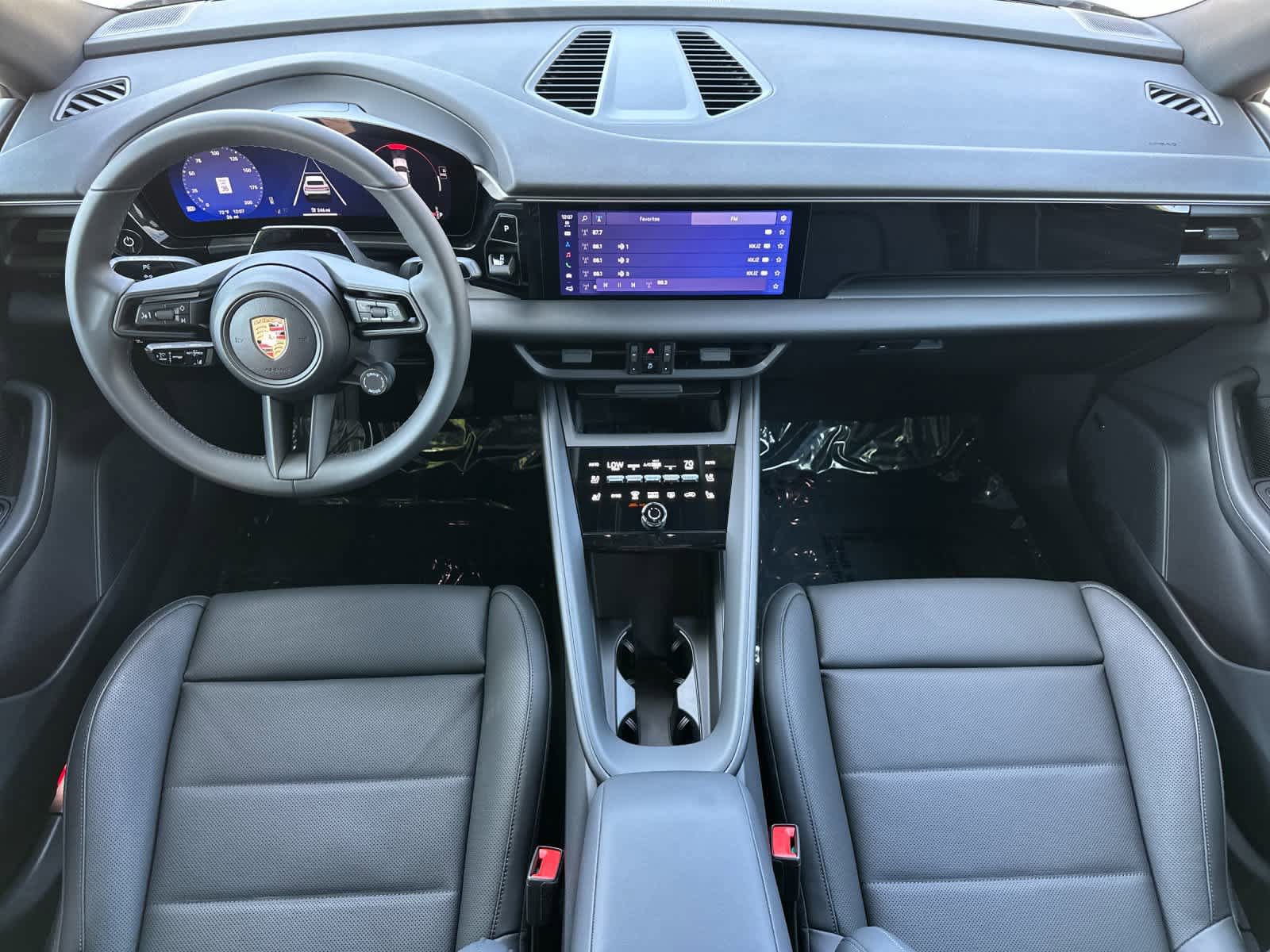New 2026 Porsche Macan Electric RWD image 6