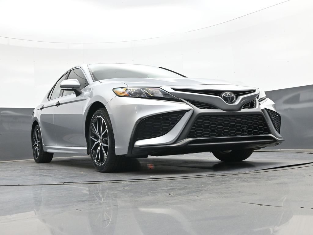 Used 2023 Toyota Camry SE FWD image 39