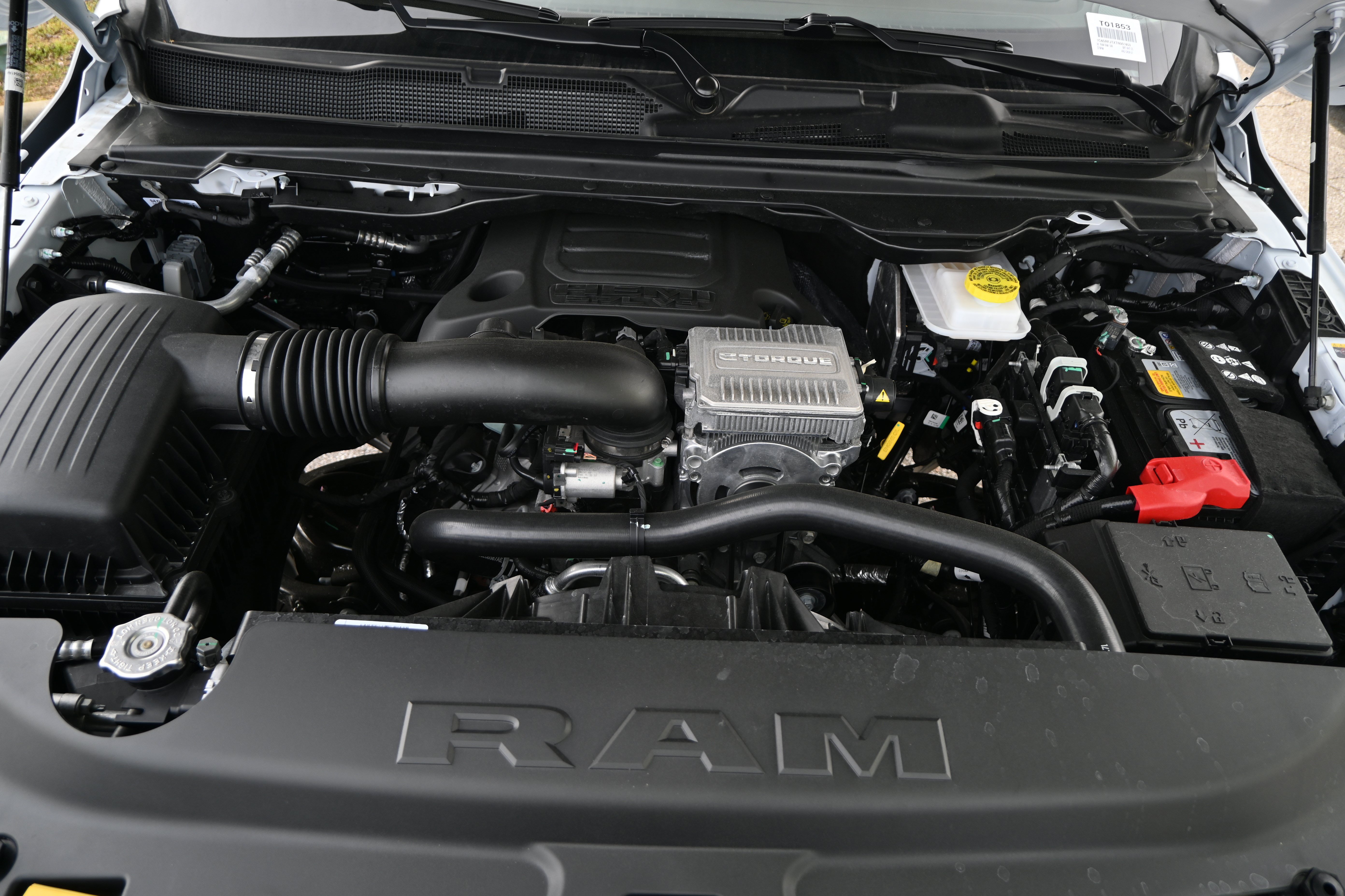 New 2026 RAM 1500 Laramie AWD/4WD image 36