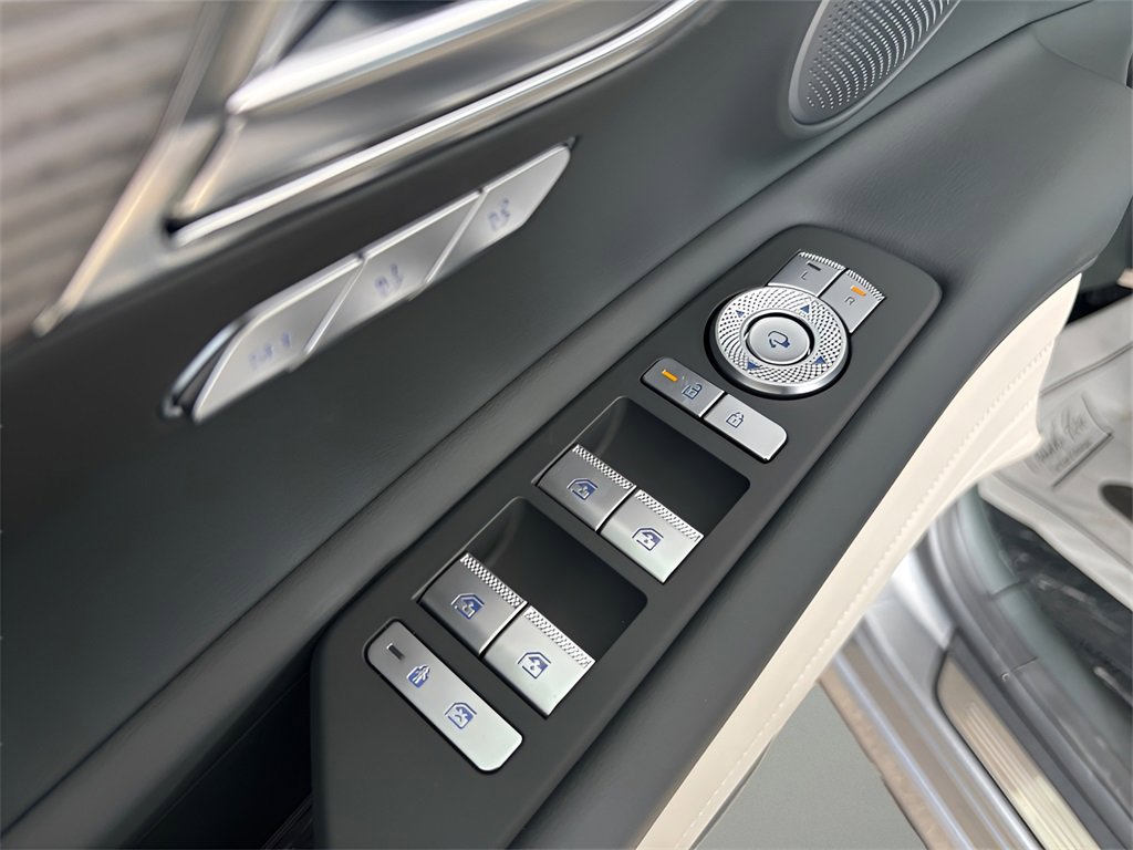 New 2025 Genesis GV80 3.5T Prestige image 27