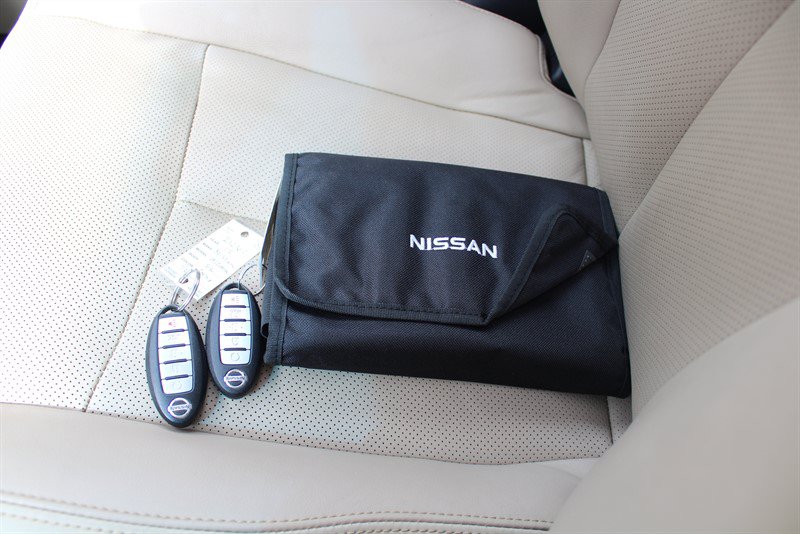 Used 2015 Nissan Altima 3.5 SL FWD image 13