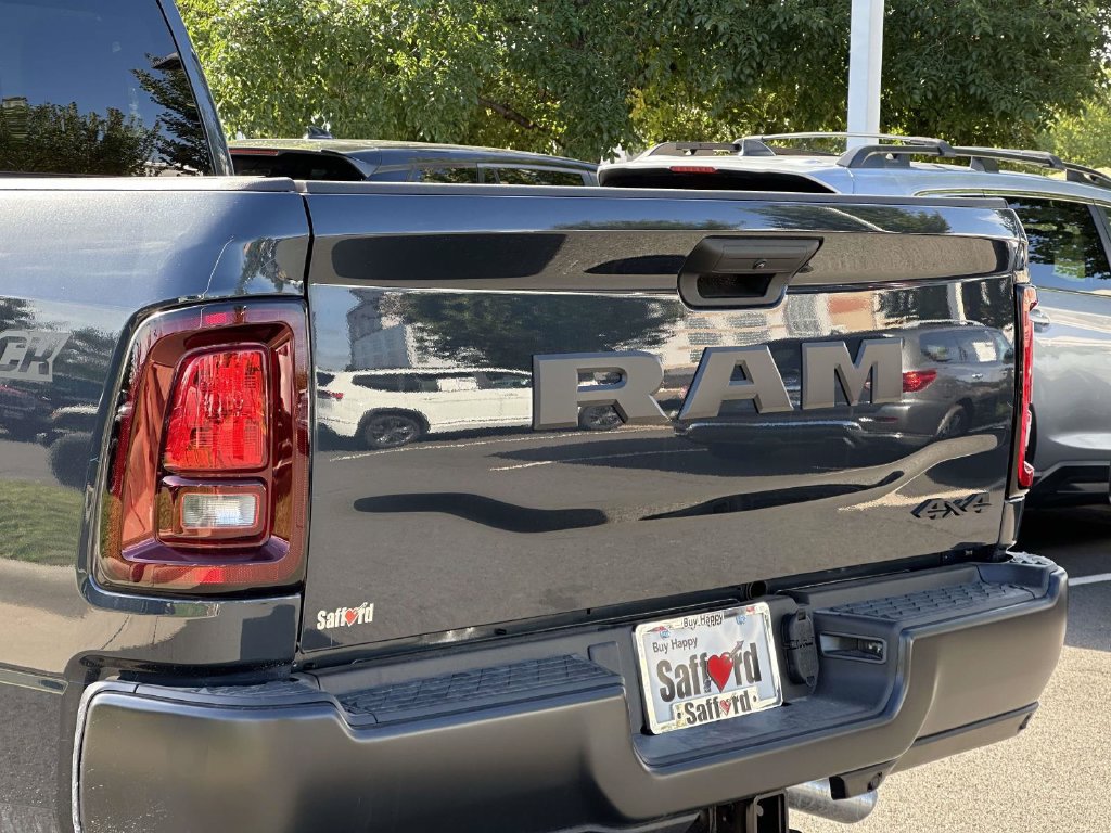 New 2026 RAM 2500 Warlock AWD/4WD image 11