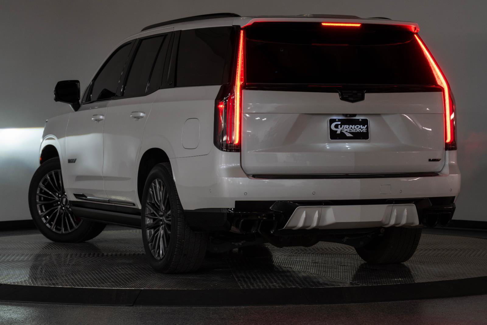 Used 2023 Cadillac Escalade V image 30