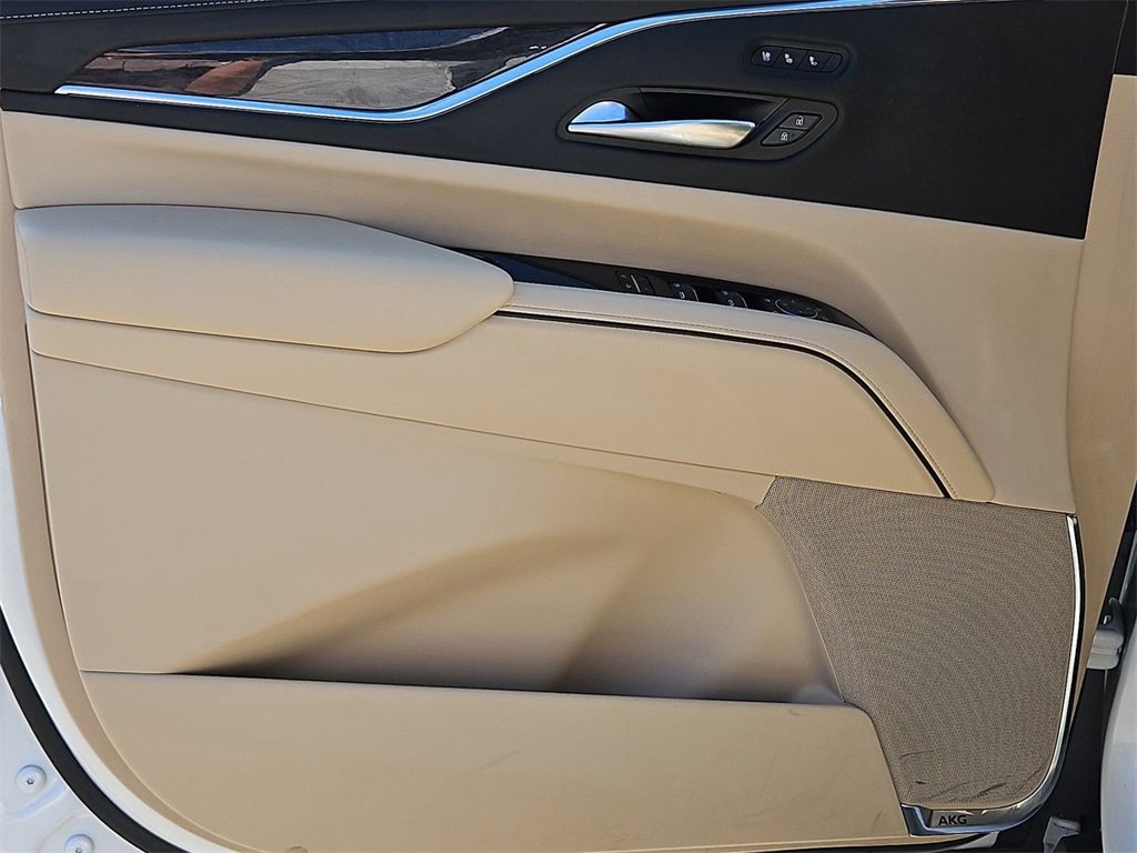 Certified 2023 Cadillac Escalade Premium Luxury w/ Performance Package image 20