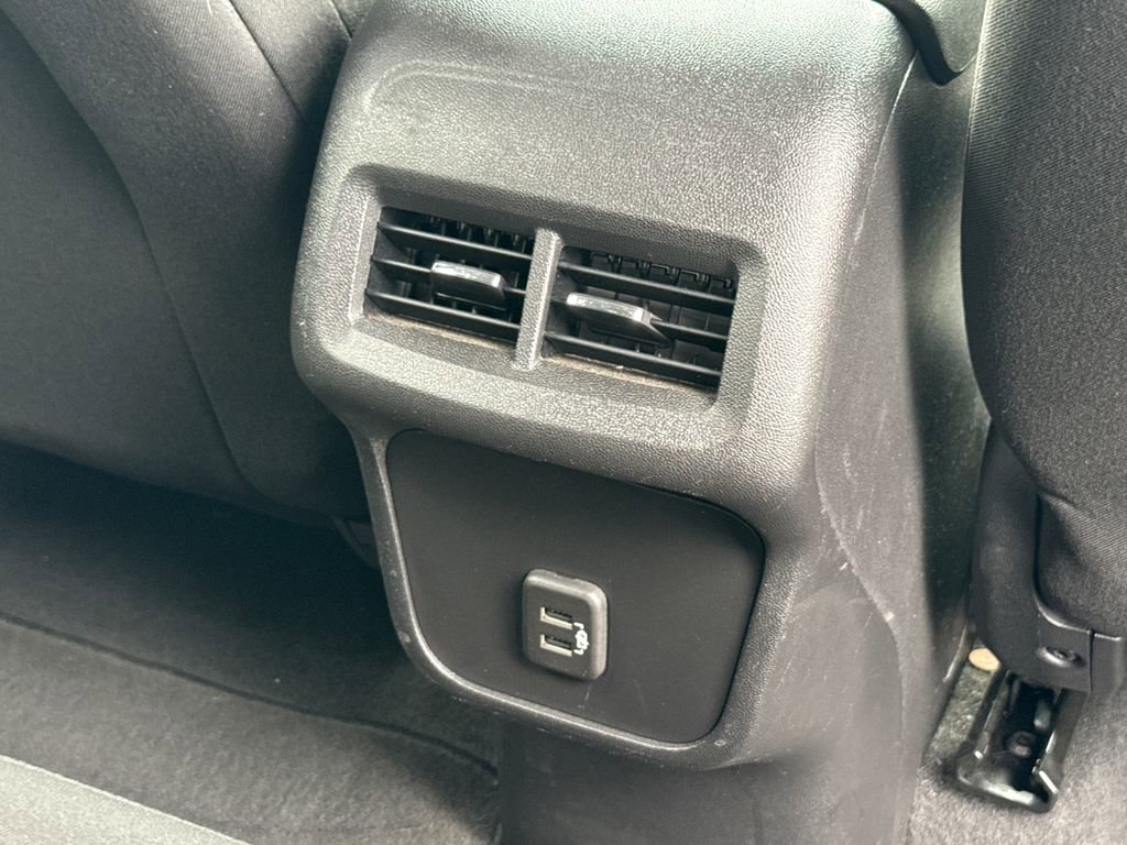 Used 2022 Chevrolet Equinox LT FWD image 17