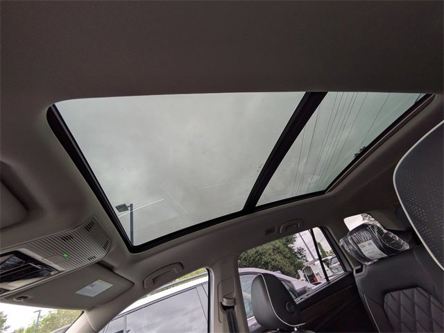 New 2026 Volkswagen Atlas SEL Premium R-Line image 21