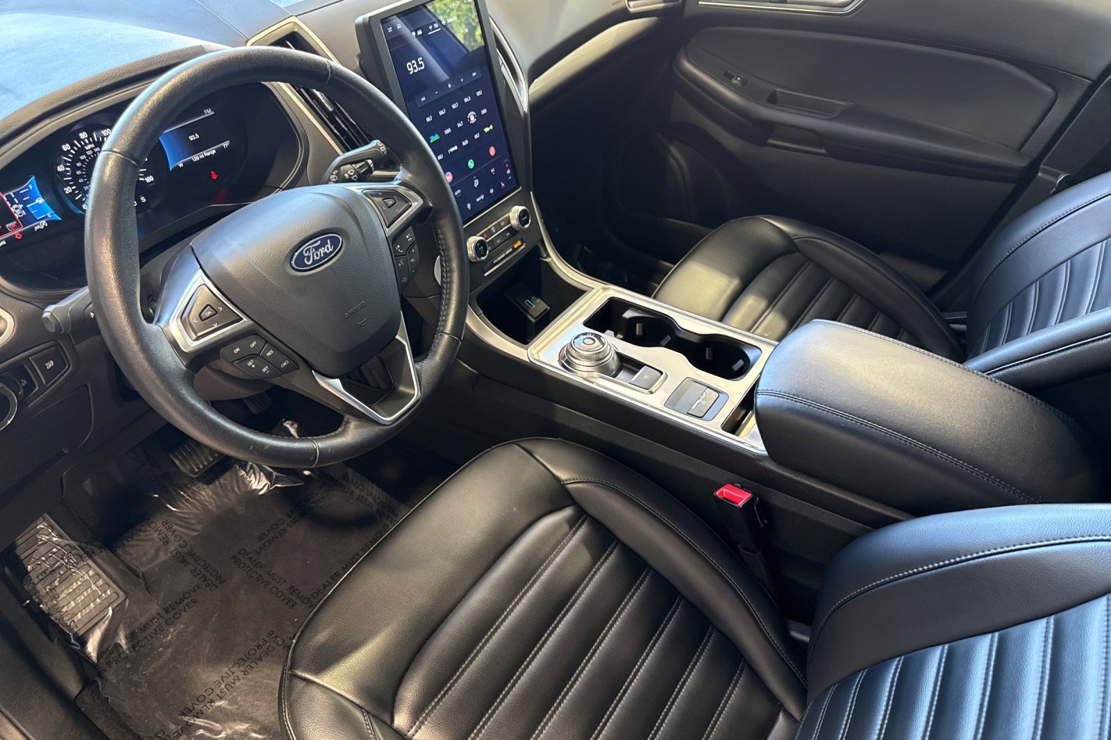 Used 2024 Ford Edge SEL image 10
