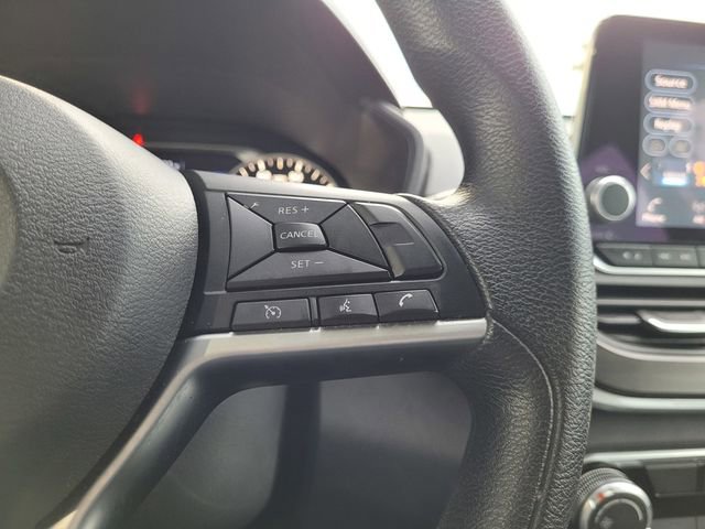 Used 2024 Nissan Altima 2.5 SV image 14
