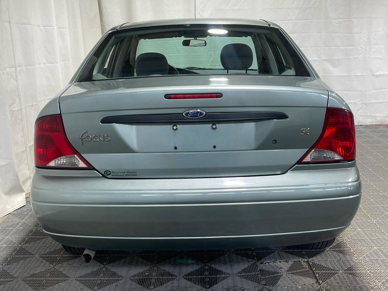 Used 2004 Ford Focus SE FWD image 8