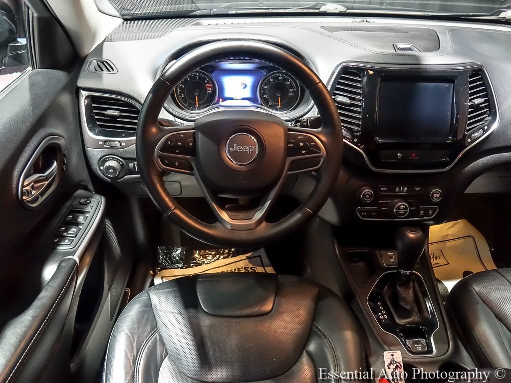 Used 2019 Jeep Cherokee Limited FWD image 13