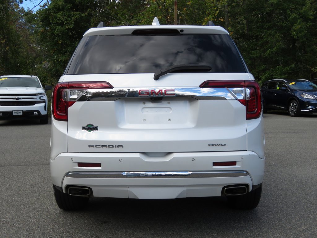 Used 2023 GMC Acadia Denali w/ Denali Ultimate Package image 7