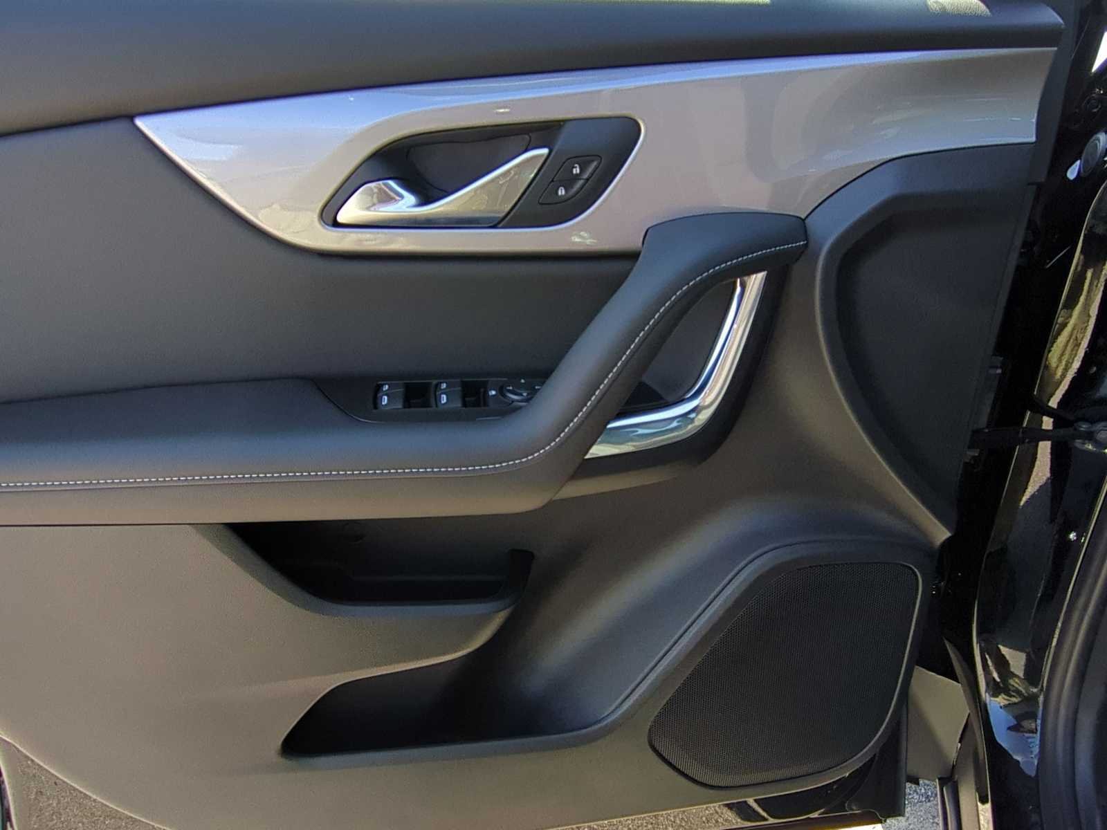 New 2026 Chevrolet Blazer LT FWD image 10