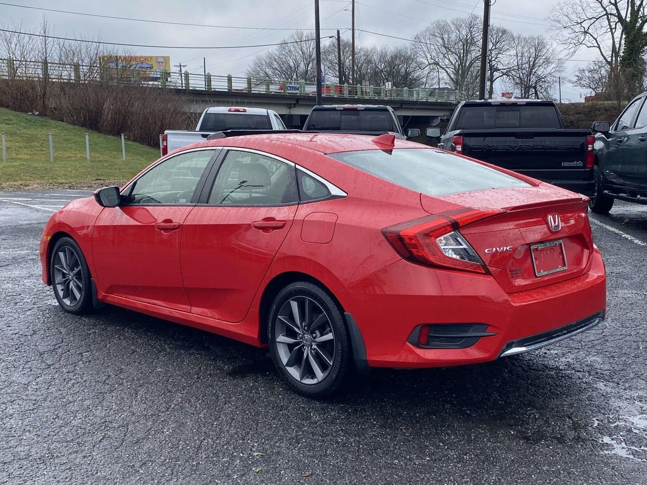 Used 2019 Honda Civic EX image 4