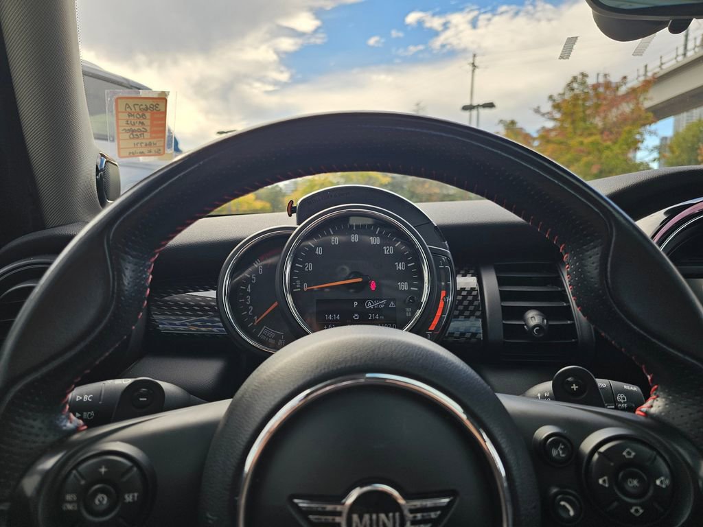 Used 2019 MINI Cooper S w/ Signature Upholstery Package image 26