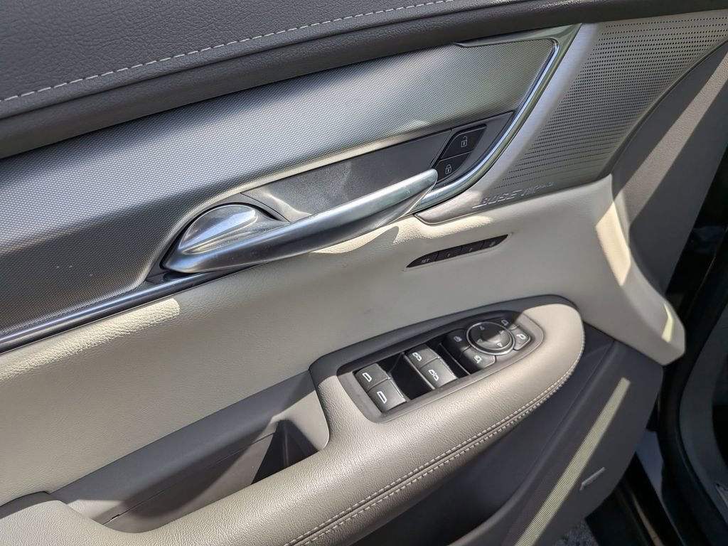 Certified 2023 Cadillac XT5 Premium Luxury w/ Technology Package image 10