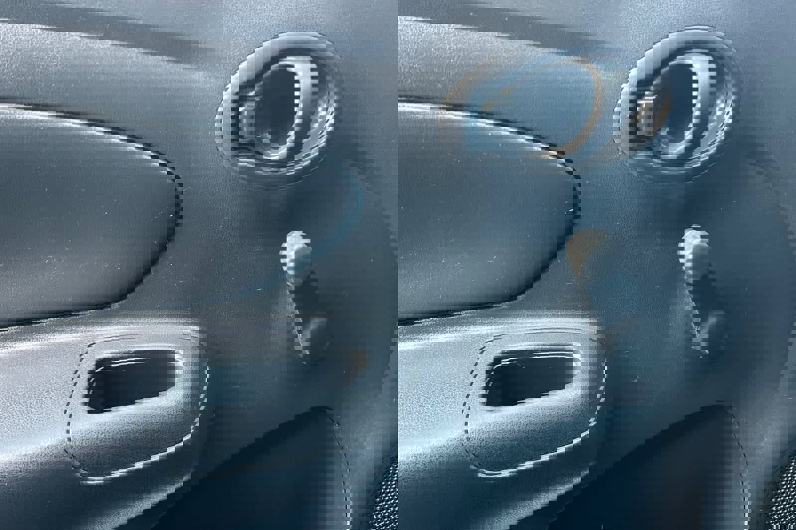 Used 2017 Nissan Versa S image 13