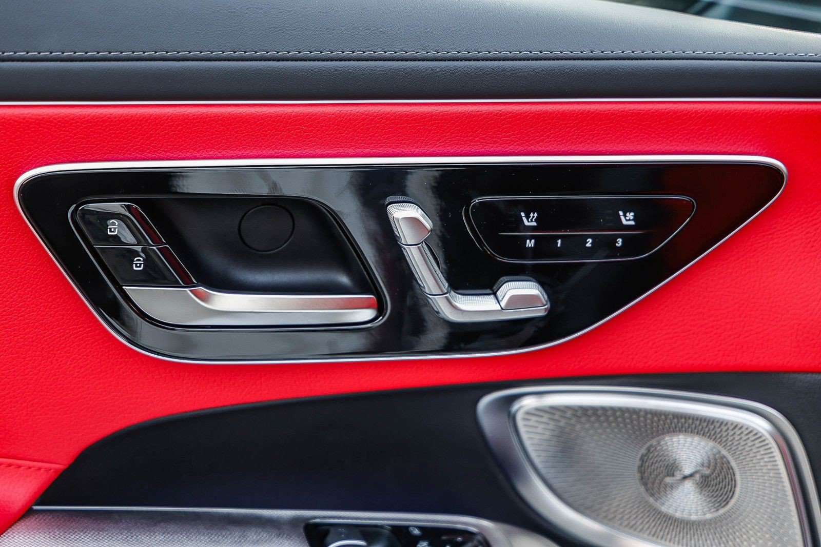 New 2026 Mercedes-Benz CLE 300 4MATIC Coupe image 19
