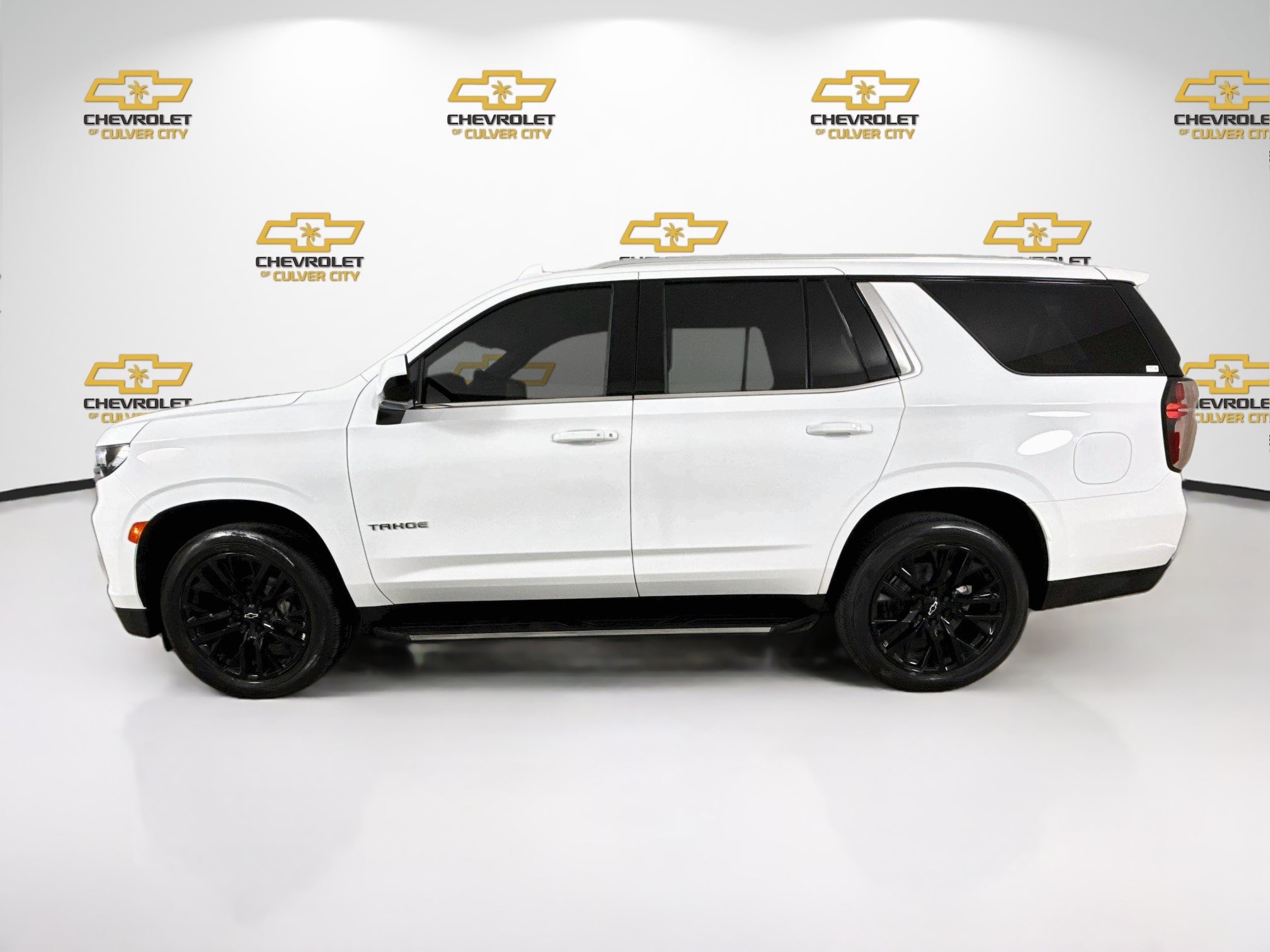 Used 2023 Chevrolet Tahoe LS AWD/4WD image 5