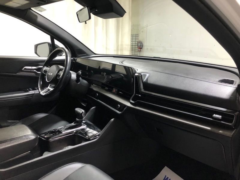 New 2026 Kia Sportage SX image 16