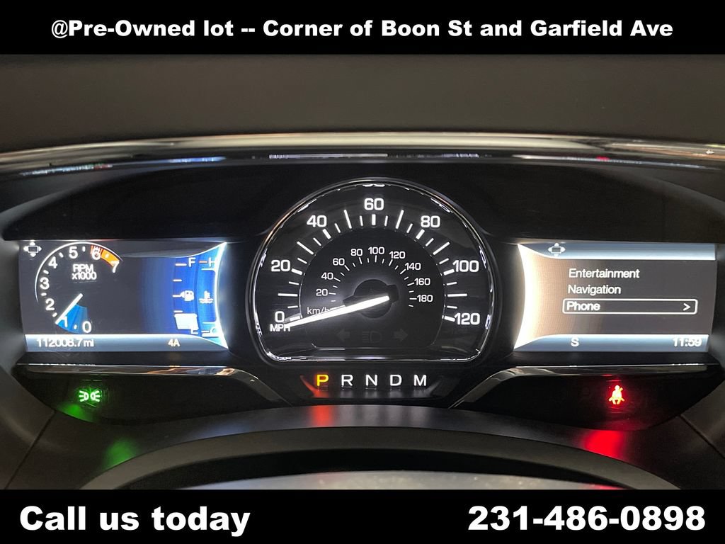 Used 2015 Lincoln Navigator 4WD image 21