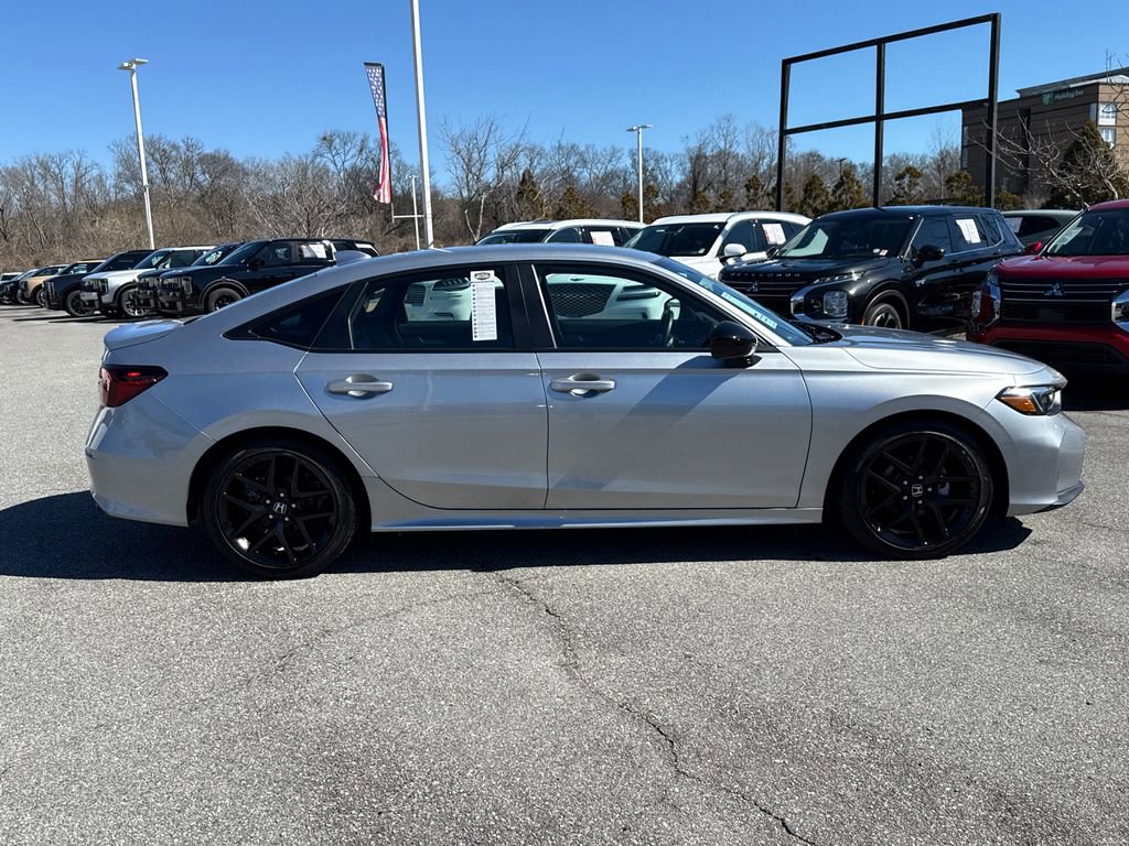 Used 2025 Honda Civic Sport image 8