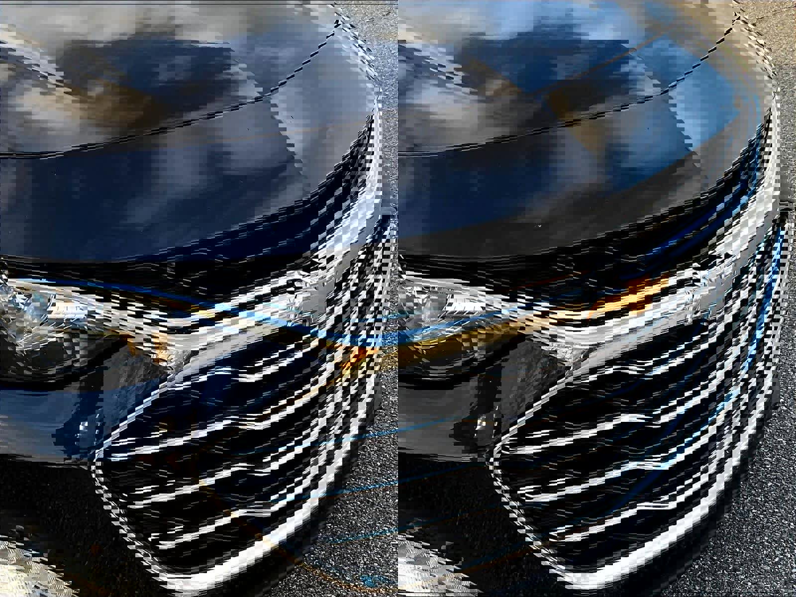 Used 2023 Chevrolet Malibu LT image 32