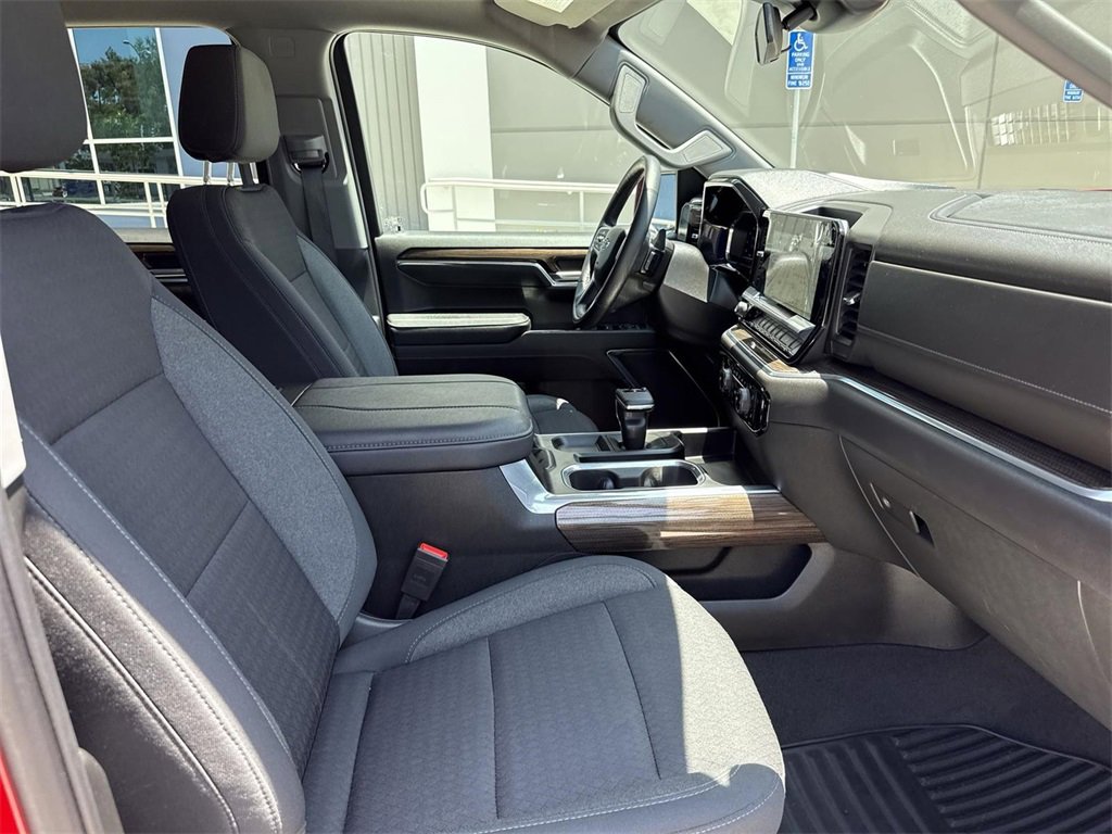 Used 2023 Chevrolet Silverado 1500 RST w/ Z71 Off-Road Package image 26