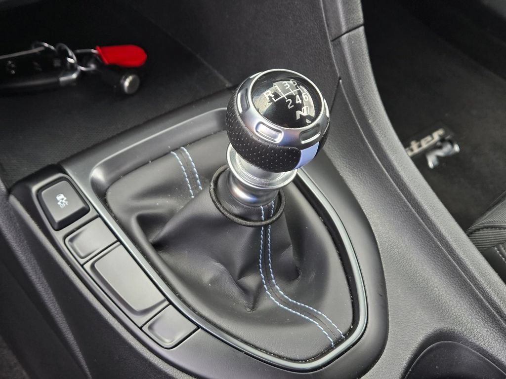 Used 2022 Hyundai Veloster N FWD image 29