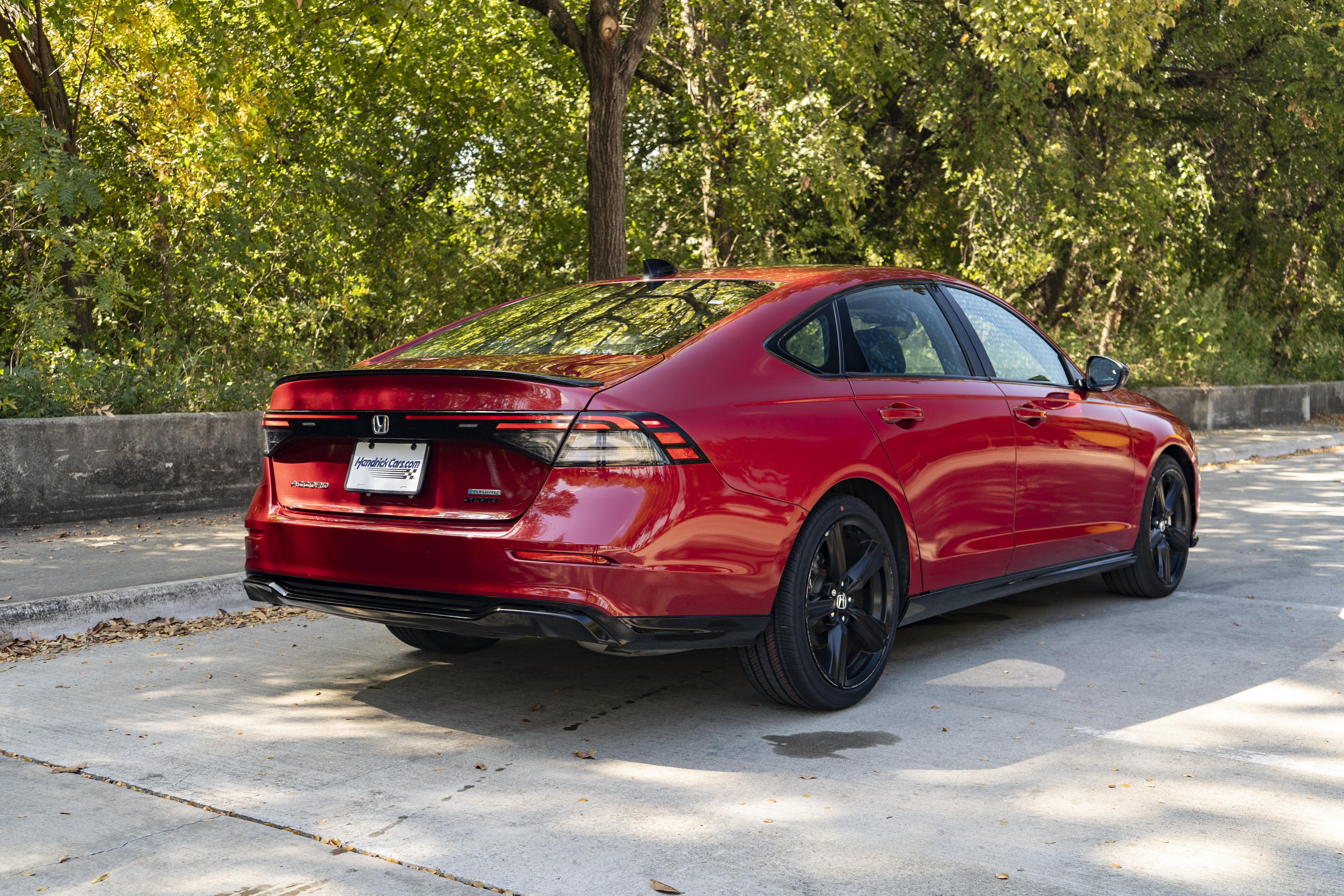 Used 2023 Honda Accord Sport image 9