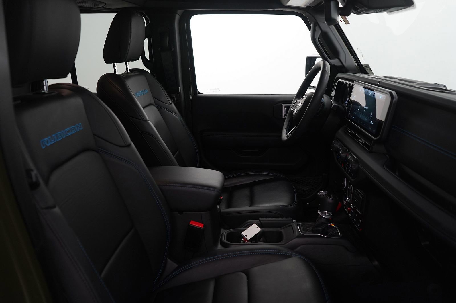 Used 2024 Jeep Wrangler Unlimited Rubicon 4xe image 12