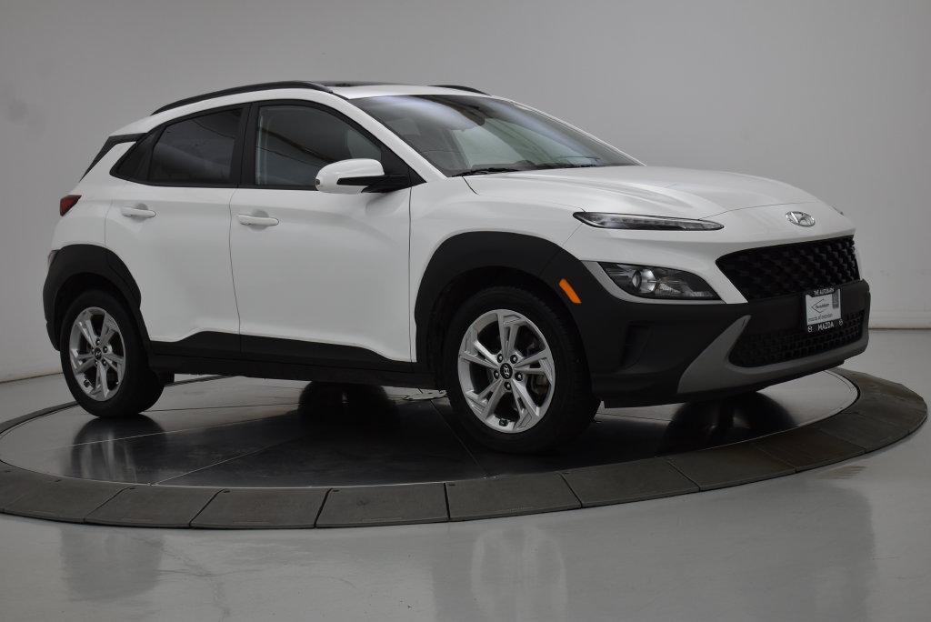 Used 2023 Hyundai Kona SEL w/ Convenience Package AWD/4WD image 11