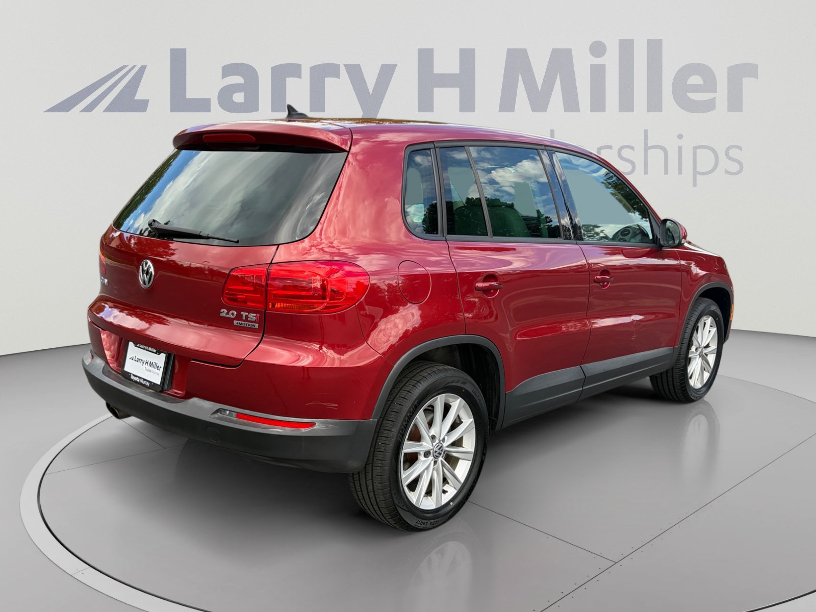 Used 2014 Volkswagen Tiguan SE AWD/4WD image 5