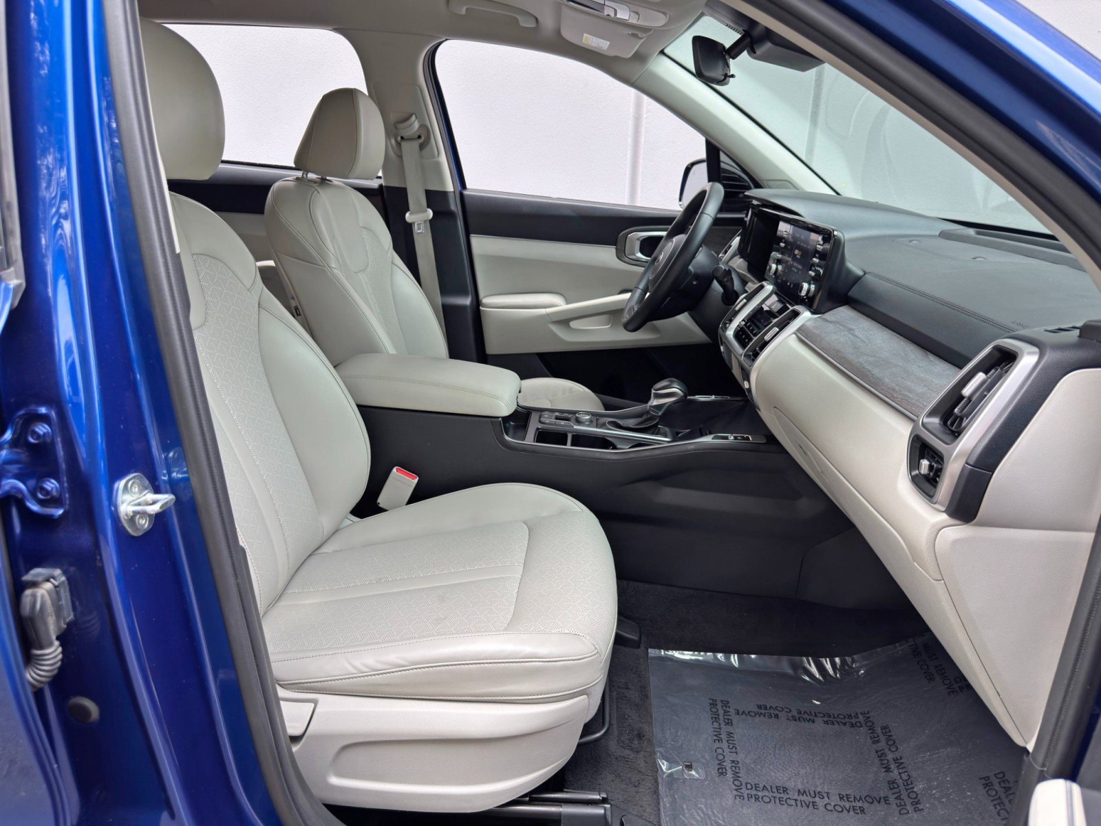 Used 2021 Kia Sorento EX AWD/4WD image 14