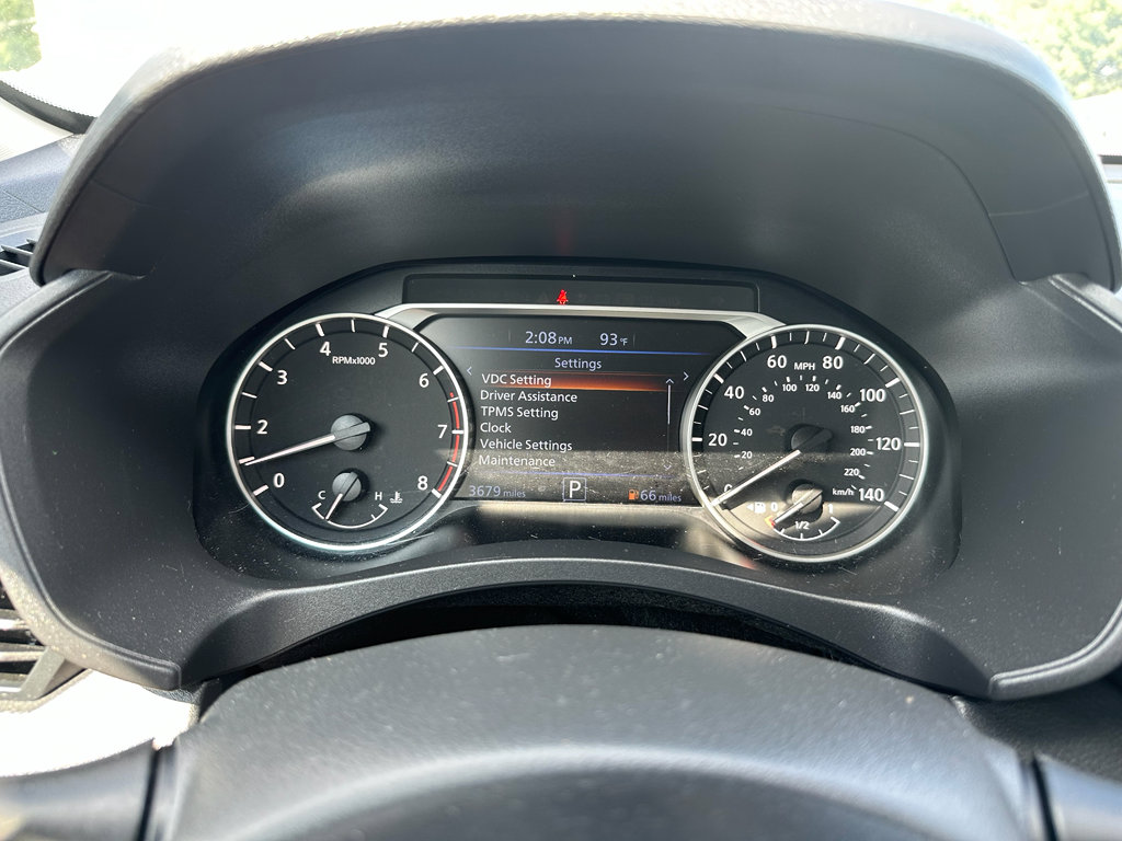 Used 2025 Nissan Altima 2.5 SV image 16