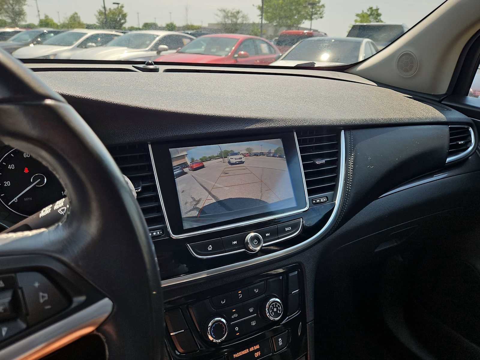 Used 2018 Buick Encore Preferred image 28