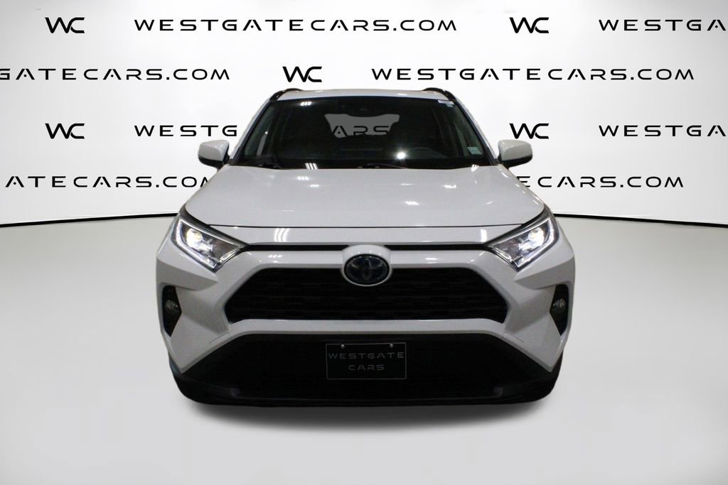 Used 2019 Toyota RAV4 XLE image 4