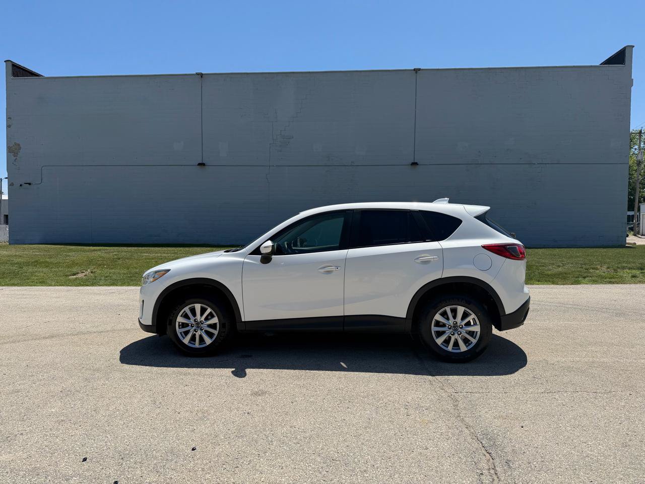 Used 2015 MAZDA CX-5 Sport w/ Bluetooth Audio Package AWD/4WD image 4
