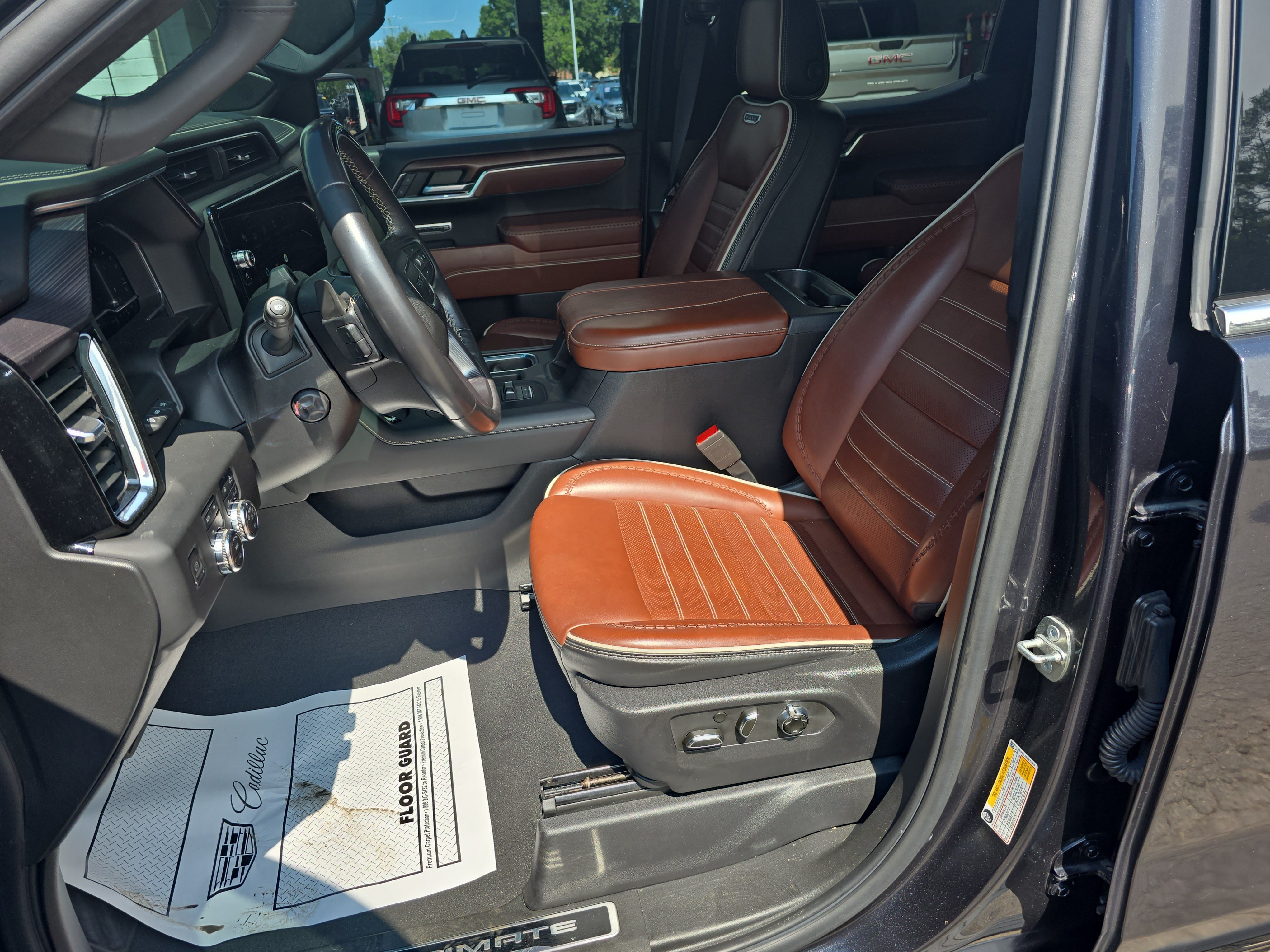 Used 2023 GMC Sierra 1500 Denali Ultimate AWD/4WD image 16