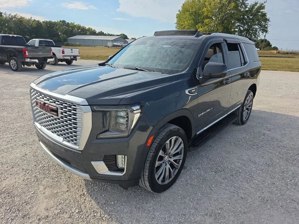 Used 2021 GMC Yukon Denali w/ LPO, Illumination Package image 7