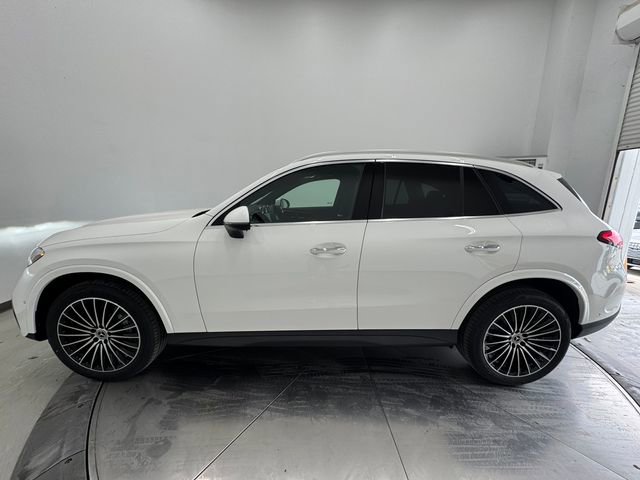 New 2026 Mercedes-Benz GLC 300 image 16