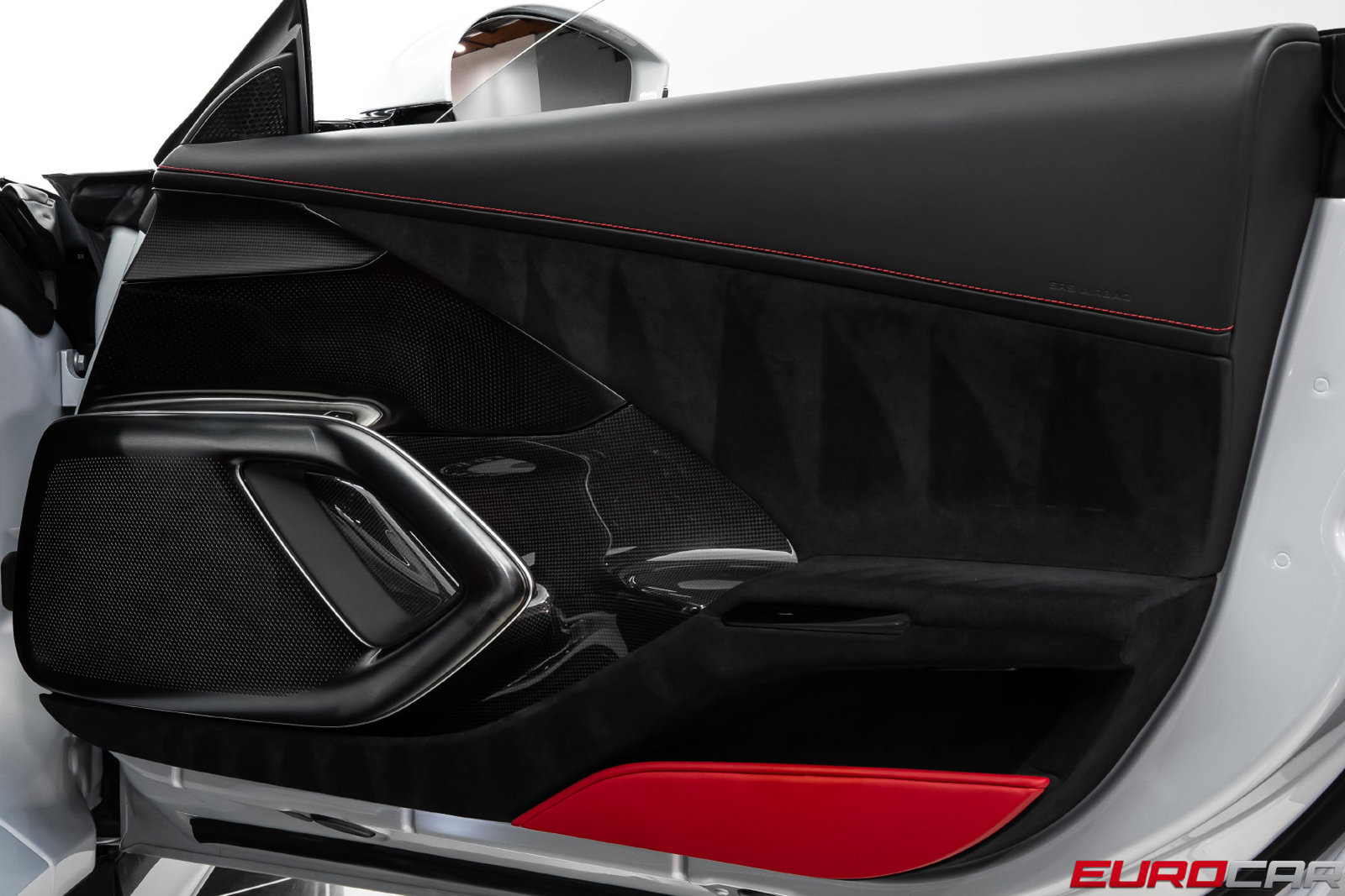 Used 2025 Ferrari 12Cilindri RWD image 30
