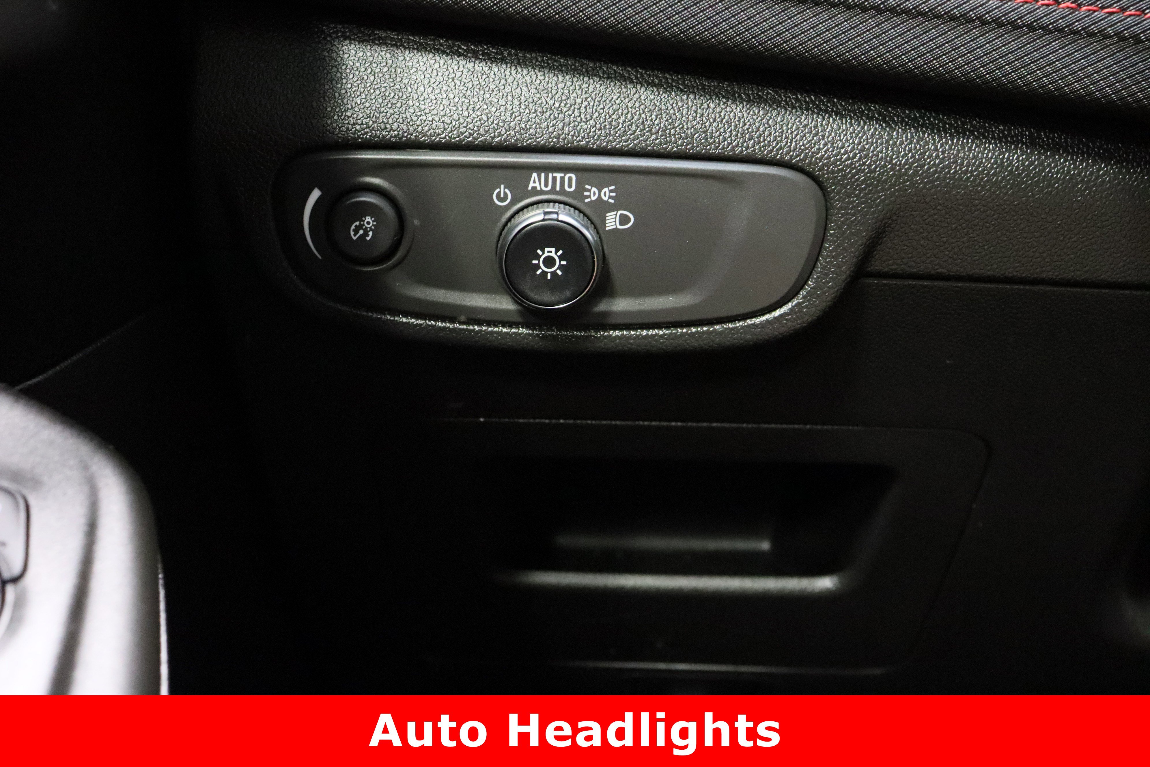 Used 2024 Chevrolet TrailBlazer RS w/ Convenience Package image 26