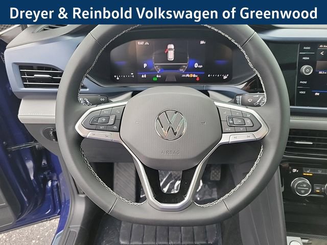 New 2024 Volkswagen Taos SE image 20