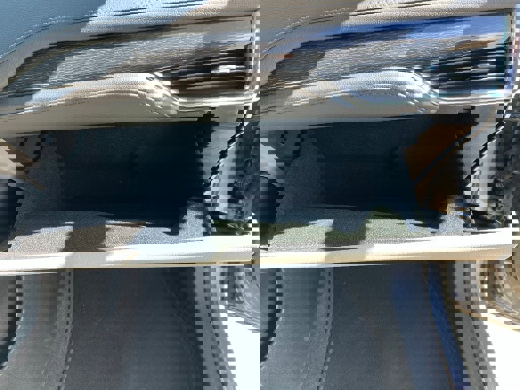 Used 2023 Cadillac XT4 Premium Luxury image 25