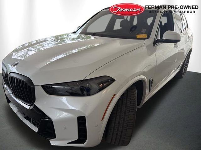 Used 2024 BMW X5 sDrive40i w/ M Sport Package RWD image 2