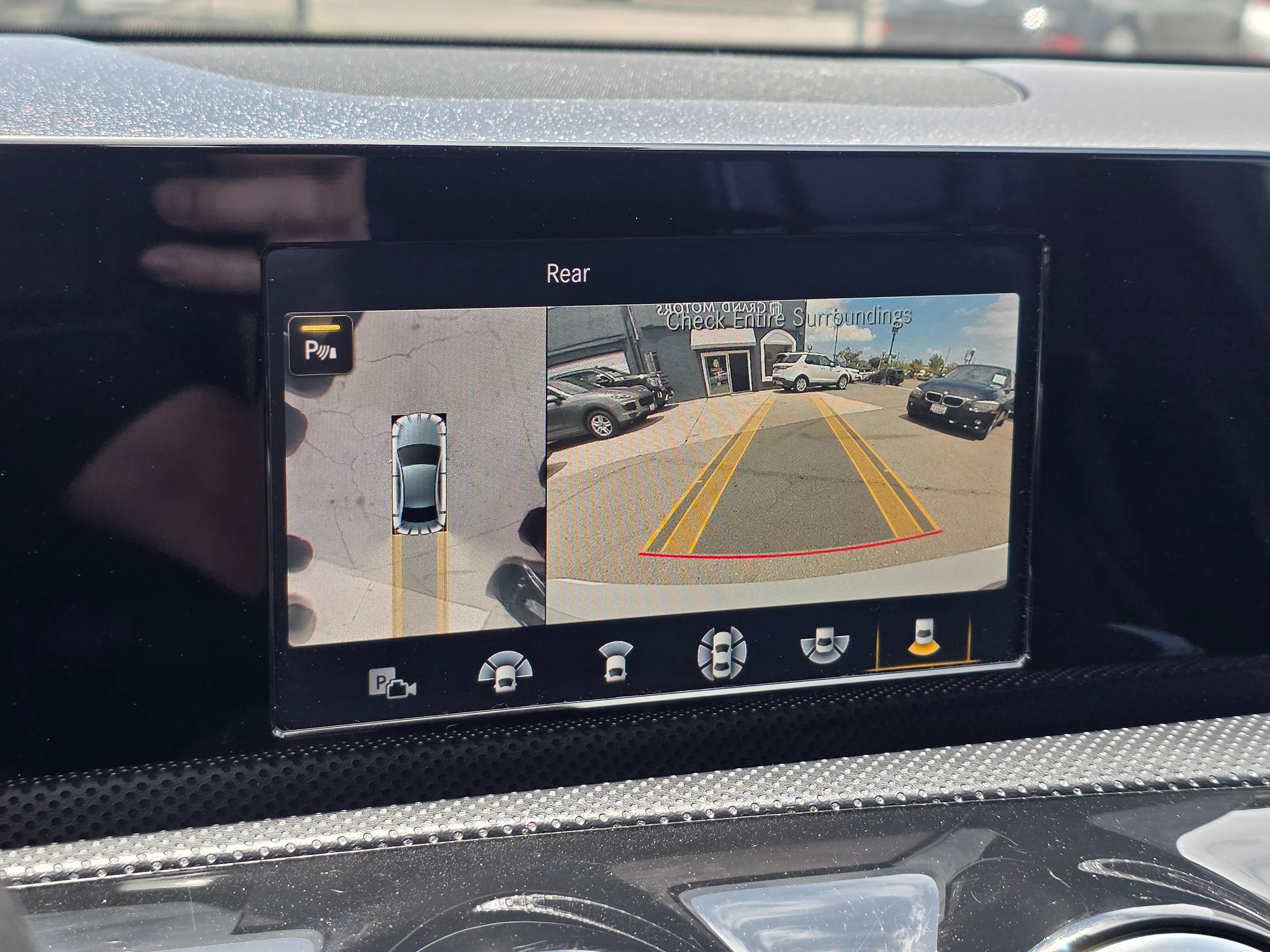Used 2019 Mercedes-Benz A 220 w/ Parking Assistance Package image 30