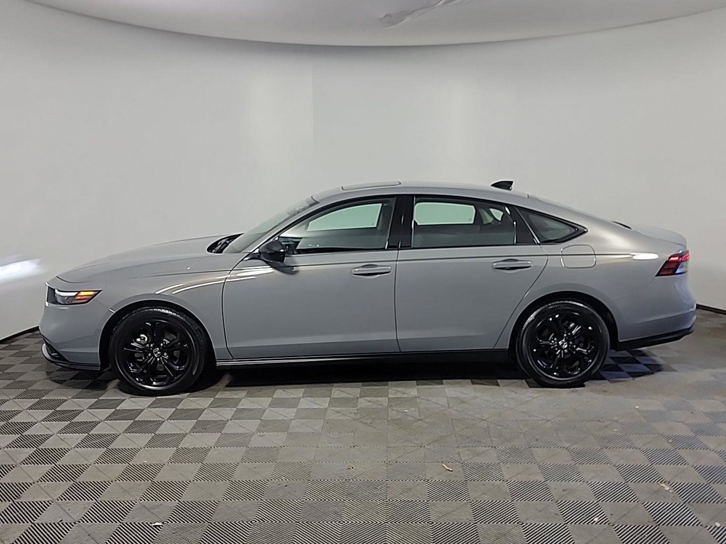 Certified 2025 Honda Accord SE image 11